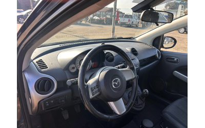 Mazda 2 1.3GAZ EURO 4 - автомобили, коли, обяви за нови и употребявани 10