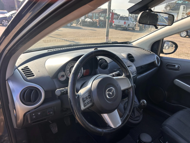 Mazda 2 1.3GAZ EURO 4 - автомобили, коли, обяви за нови и употребявани 10