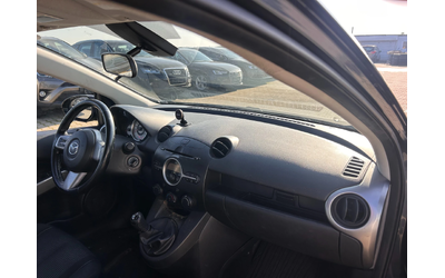 Mazda 2 1.3GAZ EURO 4 - автомобили, коли, обяви за нови и употребявани 9