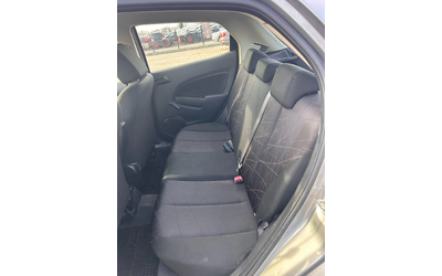 Mazda 2 1.3GAZ NAVI EURO 5 - автомобили, коли, обяви за нови и употребявани 9