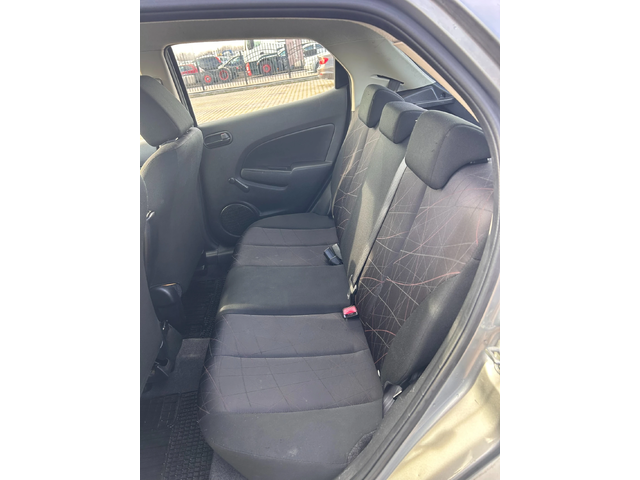 Mazda 2 1.3GAZ NAVI EURO 5 - автомобили, коли, обяви за нови и употребявани 9
