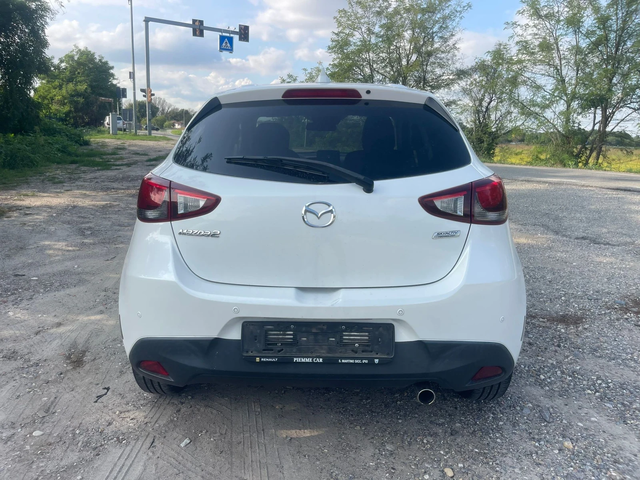 Mazda 2 1.5D-NAVI-TOPP - автомобили, коли, обяви за нови и употребявани 2