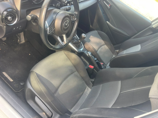 Mazda 2 1.5D-NAVI-TOPP - автомобили, коли, обяви за нови и употребявани 9