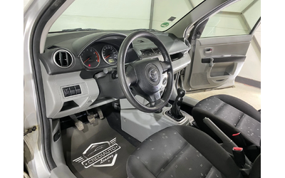 Mazda 2 1.2i - автомобили, коли, обяви за нови и употребявани 6