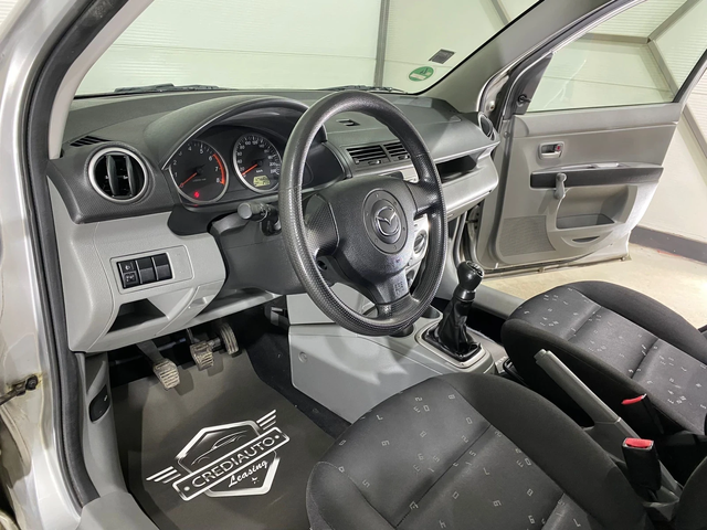 Mazda 2 1.2i - автомобили, коли, обяви за нови и употребявани 6