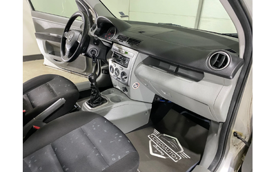 Mazda 2 1.2i - автомобили, коли, обяви за нови и употребявани 8