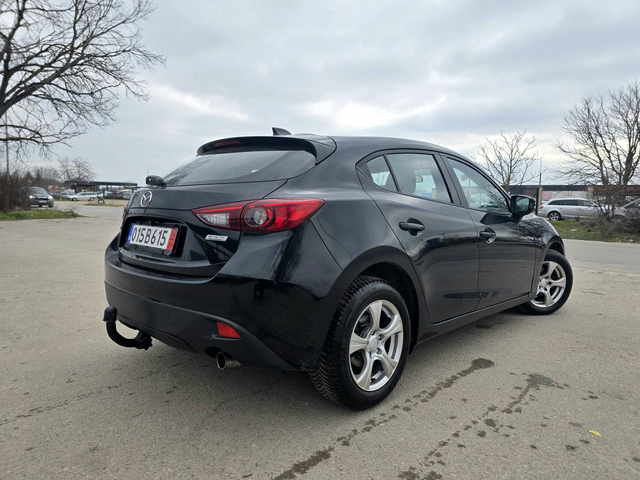 Mazda 3 1.5 SkyActiv-G (100 кс) - автомобили, коли, обяви за нови и употребявани 4