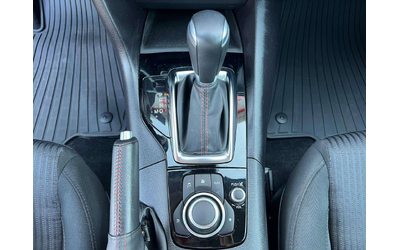 Mazda 3 1.5D - автомобили, коли, обяви за нови и употребявани 10