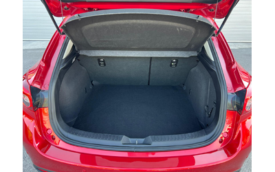 Mazda 3 1.5D - автомобили, коли, обяви за нови и употребявани 13