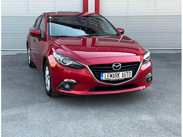 Mazda 3 1.5D - автомобили, коли, обяви за нови и употребявани 1