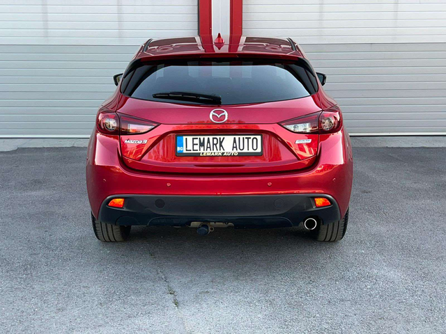 Mazda 3 1.5D - автомобили, коли, обяви за нови и употребявани 5