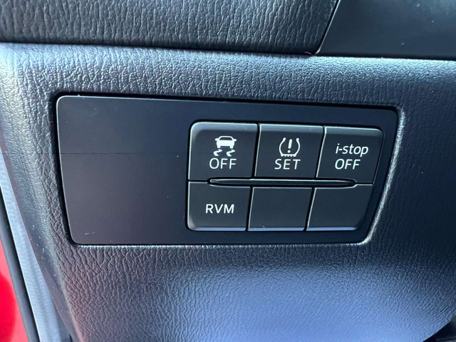 Mazda 3 1.5D - автомобили, коли, обяви за нови и употребявани 7