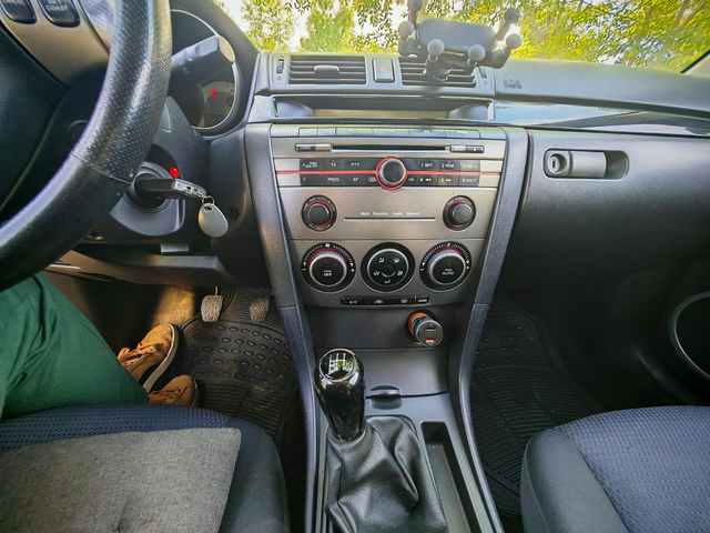 Mazda 3, 2007 г., 205000 км, 109 к.с. - автомобили, коли, обяви за нови и употребявани 9