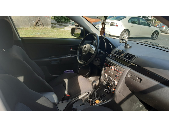 Mazda 3 2007 - автомобили, коли, обяви за нови и употребявани 3