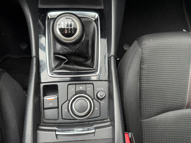 Mazda 3 SKYACTIV technology+ Бензин+ Камера+ Xnenon - автомобили, коли, обяви за нови и употребявани 11