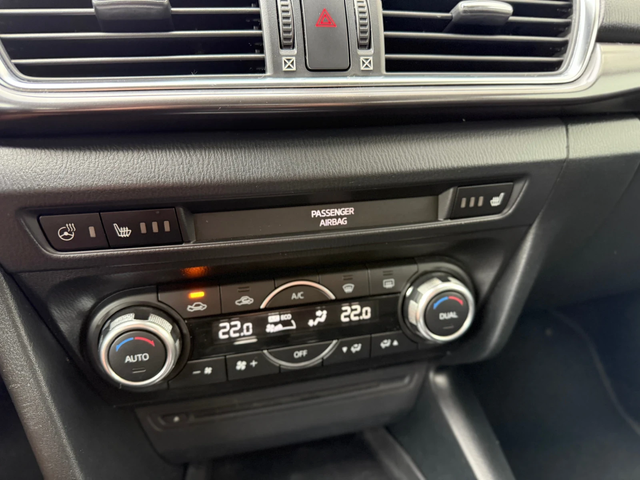 Mazda 3 SKYACTIV technology+ Бензин+ Камера+ Xnenon - автомобили, коли, обяви за нови и употребявани 12