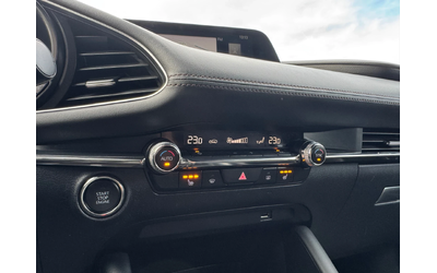 Mazda 3 2.0i-AWD-HEADUP-DISTRONIC-BOSE-360cam-ПОДГРЕВ-FULL - автомобили, коли, обяви за нови и употребявани 11