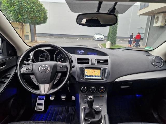 Mazda 3 2012 г.1.6 дизел - автомобили, коли, обяви за нови и употребявани 11