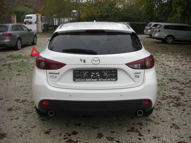 Mazda 3 2.2d NAVI 6ck.EURO 6B - автомобили, коли, обяви за нови и употребявани 3