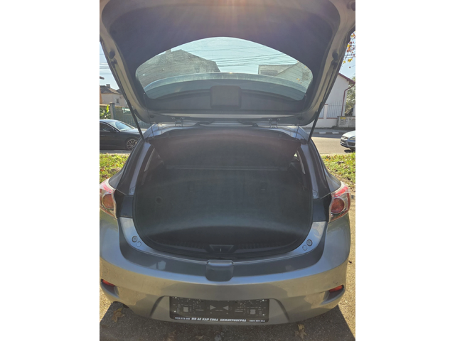 Mazda 3 - автомобили, коли, обяви за нови и употребявани 9