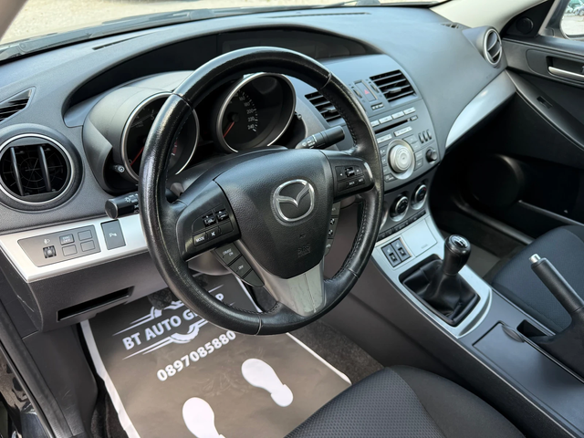 Mazda 3 1.6i * * 142000KM* СЕРВИЗНА ИСТОРИЯ* * КАТО НОВА * - автомобили, коли, обяви за нови и употребявани 13