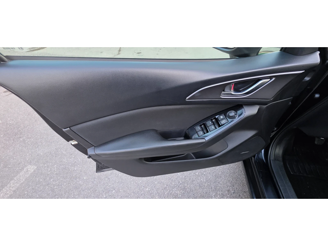 Mazda 3 2.0i 120k.c EURO 6B - автомобили, коли, обяви за нови и употребявани 9