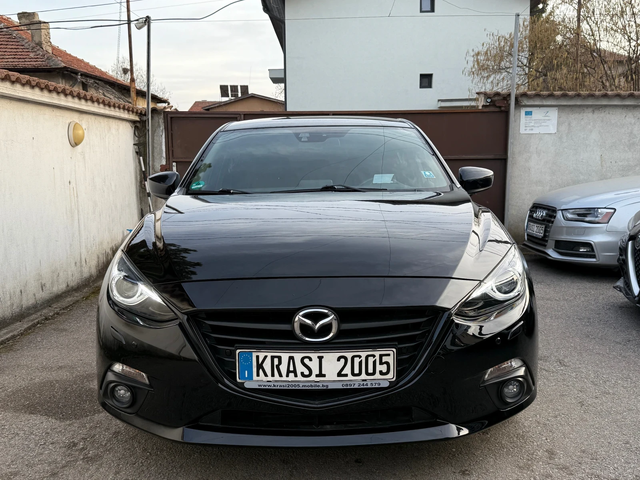 Mazda 3 2.0 SKYACTIVE 89000KM!!! BOSE NAVI KEYLESS XENON - автомобили, коли, обяви за нови и употребявани 1