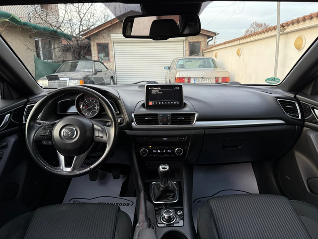 Mazda 3 2.0 SKYACTIVE 89000KM!!! BOSE NAVI KEYLESS XENON - автомобили, коли, обяви за нови и употребявани 9