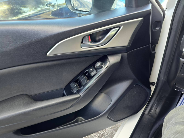 Mazda 3, 2017 г., 146000 км, 120 к.с. - автомобили, коли, обяви за нови и употребявани 7