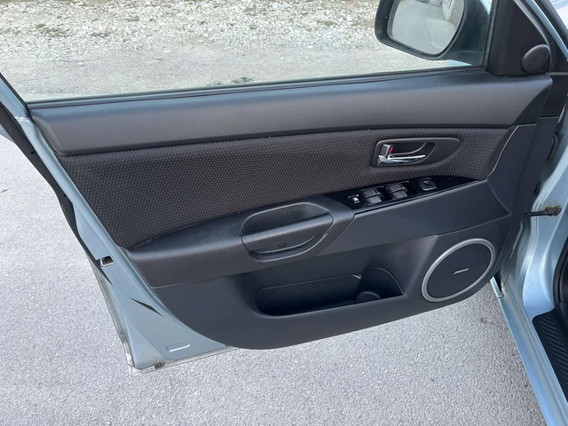 Mazda 3 1.6I 105кс FACE АВТОПИЛОТ KEYLESS GO - автомобили, коли, обяви за нови и употребявани 6