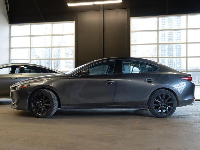 Mazda 3 GT Sedan AWD * АвтоКредит* (ЦЕНА ДО БГ) - автомобили, коли, обяви за нови и употребявани 2