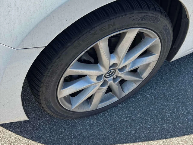 Mazda 3 * GT * CARFAX * 2 КЛЮЧА * KEYLESS * ПОДГРЕВИ - автомобили, коли, обяви за нови и употребявани 6