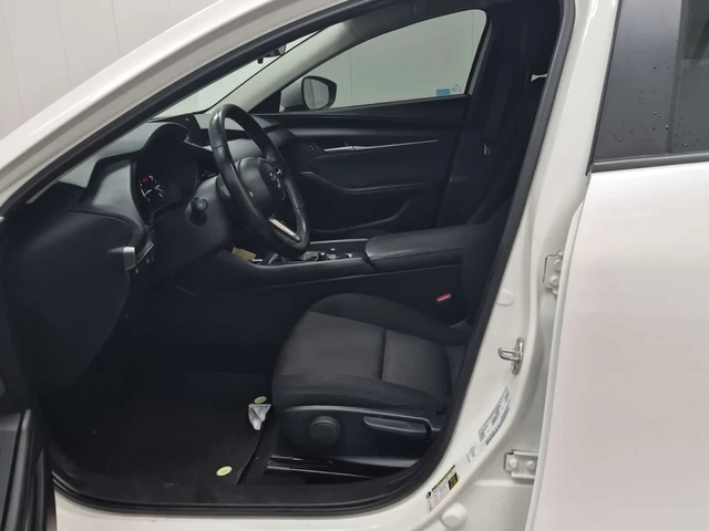 Mazda 3 GS| МЪРТВА ТОЧКА| ЗАДНА КАМЕРА| 2 КЛЮЧА| - автомобили, коли, обяви за нови и употребявани 9