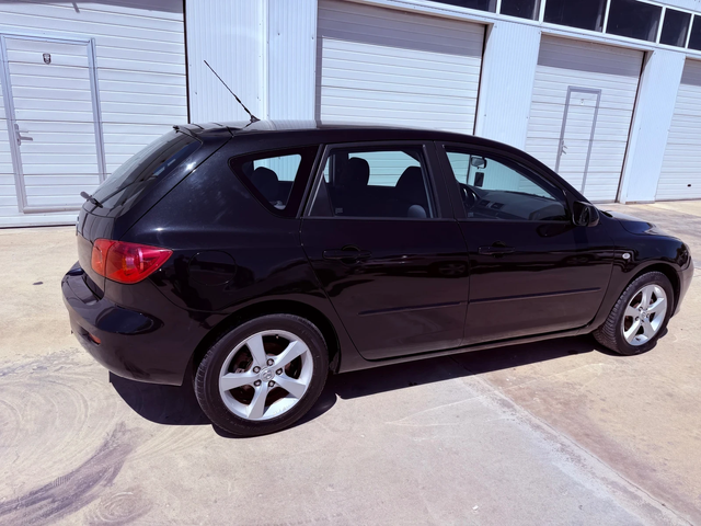 Mazda 3 1.6d 109k.c* UNIKAT* - автомобили, коли, обяви за нови и употребявани 13