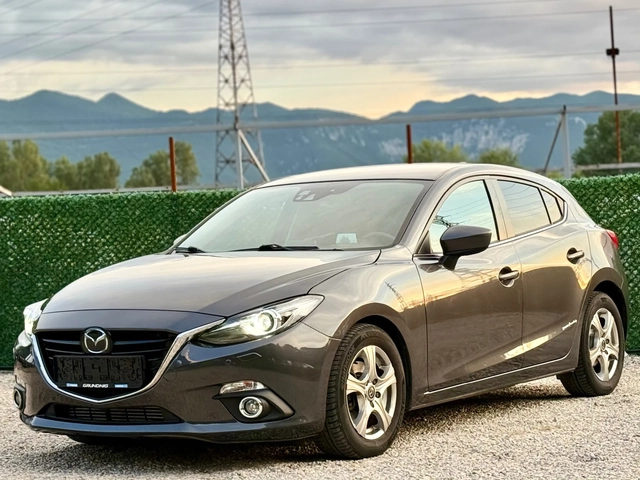 Mazda 3 2.2D KEYLESS GO* EURO 6 - автомобили, коли, обяви за нови и употребявани 2