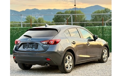 Mazda 3 2.2D KEYLESS GO* EURO 6 - автомобили, коли, обяви за нови и употребявани 6