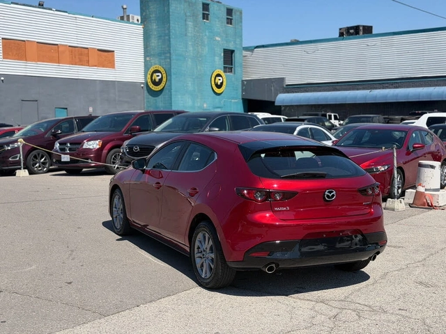 Mazda 3 Sport GX FWD - автомобили, коли, обяви за нови и употребявани 5