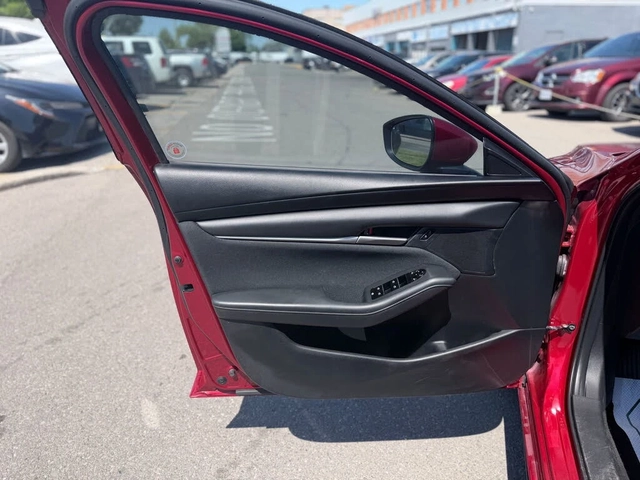 Mazda 3 Sport GX FWD - автомобили, коли, обяви за нови и употребявани 7