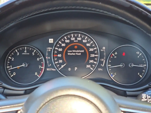 Mazda 3 GT Auto * HUD / BOSE / LEATHER / SUNROOF / DRIVER Front Wheel Drive - автомобили, коли, обяви за нови и употребявани 13