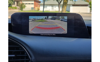Mazda 3 GT Auto * HUD / BOSE / LEATHER / SUNROOF / DRIVER Front Wheel Drive - автомобили, коли, обяви за нови и употребявани 17