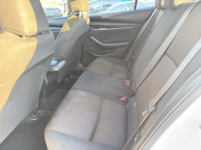 Mazda 3 GX 4dr Front-Wheel Drive Sedan Automatic Front Wheel Drive - автомобили, коли, обяви за нови и употребявани 16