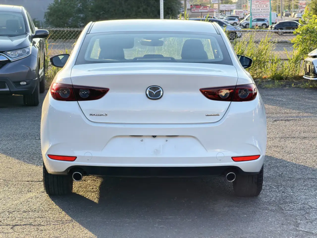 Mazda 3 GX 4dr Front-Wheel Drive Sedan Automatic Front Wheel Drive - автомобили, коли, обяви за нови и употребявани 2