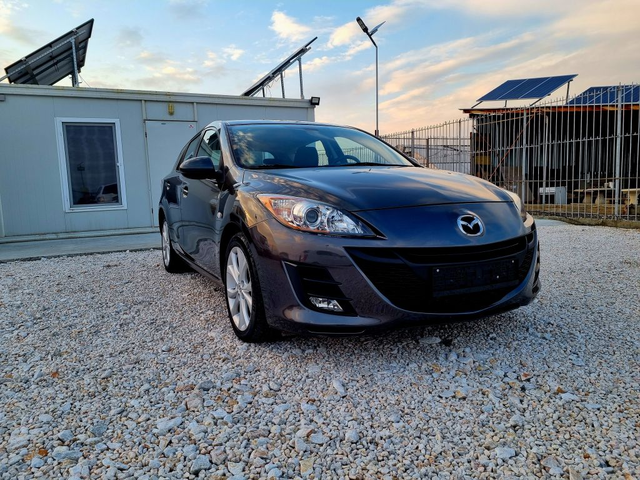 Mazda 3 MZR-CD 2.2 Navi - автомобили, коли, обяви за нови и употребявани 3