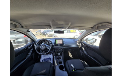 Mazda 3 ТОП СЪСТОЯНИЕ/1.5iSKYACTIV/НАВИГАЦИЯ - автомобили, коли, обяви за нови и употребявани 16