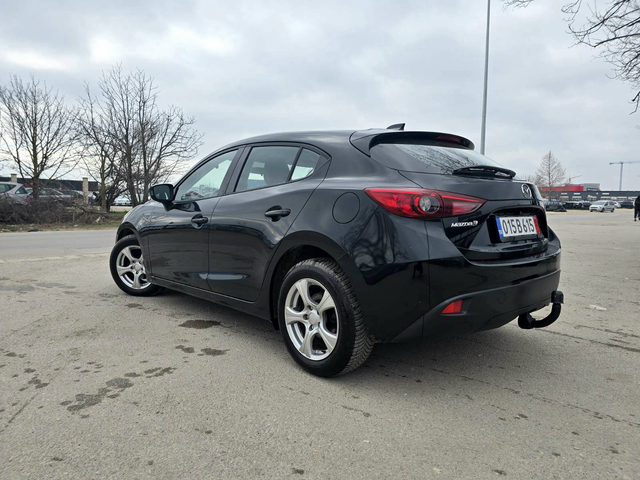Mazda 3 ТОП СЪСТОЯНИЕ/1.5iSKYACTIV/НАВИГАЦИЯ - автомобили, коли, обяви за нови и употребявани 3