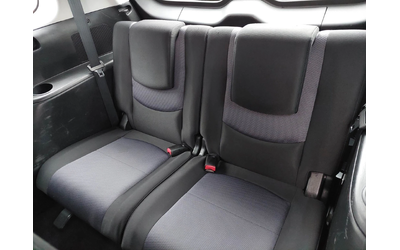 Mazda 5 1, 8i  ORIG.KM - автомобили, коли, обяви за нови и употребявани 8