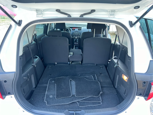 Mazda 5 1.6d 115к.с  6+ 1 - автомобили, коли, обяви за нови и употребявани 8