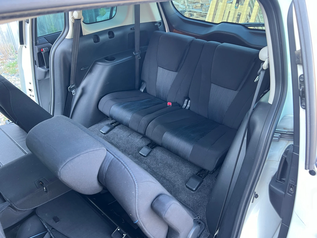 Mazda 5 1.6d 115к.с  6+ 1 - автомобили, коли, обяви за нови и употребявани 9