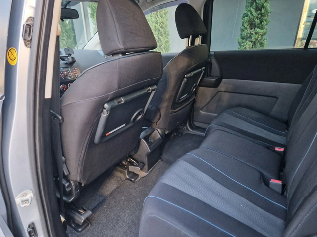 Mazda 5 1.6 дизел / 7 места - автомобили, коли, обяви за нови и употребявани 7