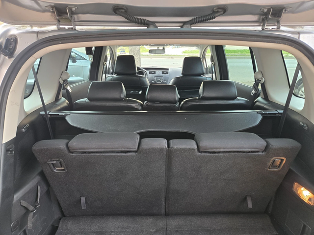 Mazda 5 - автомобили, коли, обяви за нови и употребявани 8